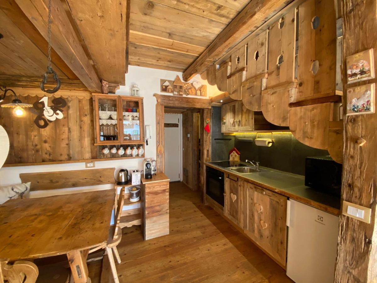 Calore Di Una Casa Di Montagna Campitello di Fassa Exterior foto