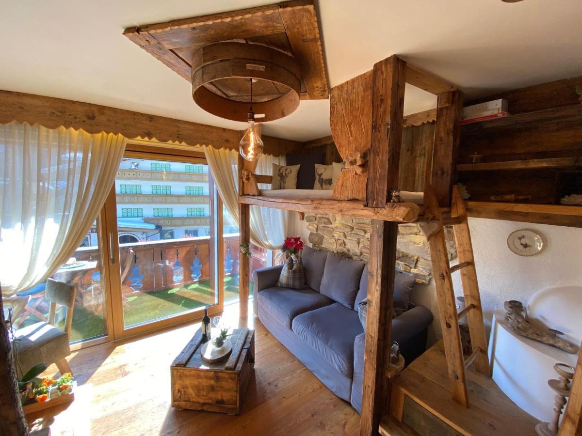 Calore Di Una Casa Di Montagna Campitello di Fassa Exterior foto